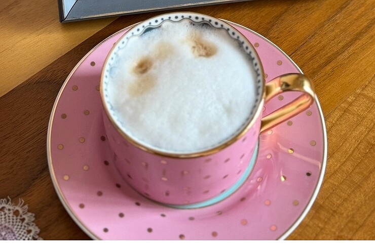 Beymen Kosava nescafe fincan ve tabağı