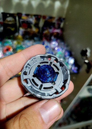 Beden Renk beyblade