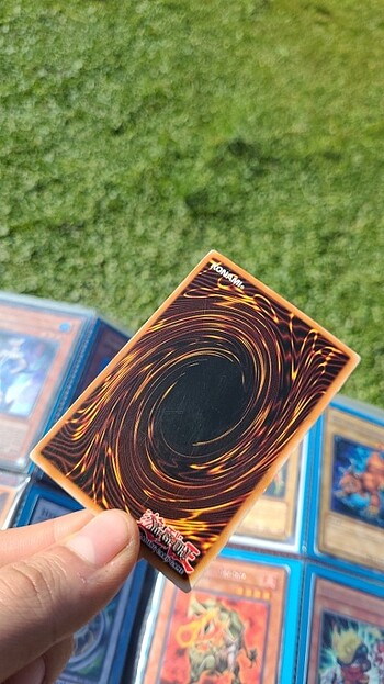 Konami Yugioh yu gi oh ultimate rare