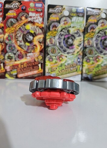  Beden Beyblade
