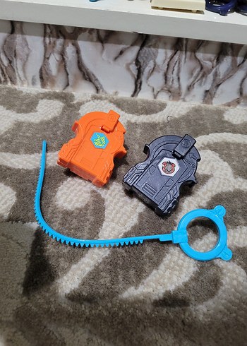 beyblade atıcı