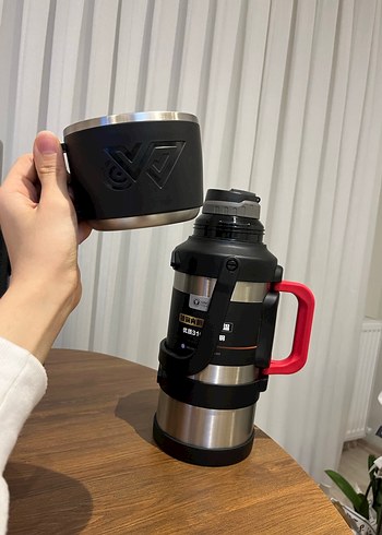 Kırmızı Kulplu Gri Termos - Görsel 2