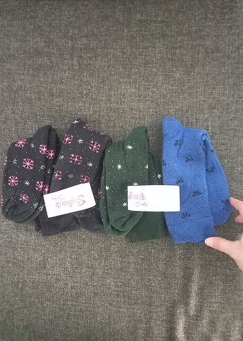 4 çift termal çorap yeni birlikte 36-40 yılbaşı temalı hediye - Görsel 3