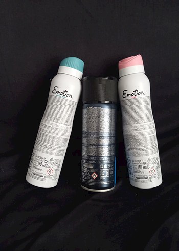 Diğer 2 adet Emotion Kadın Deodorant 1 adet Blade erkek deodorant set