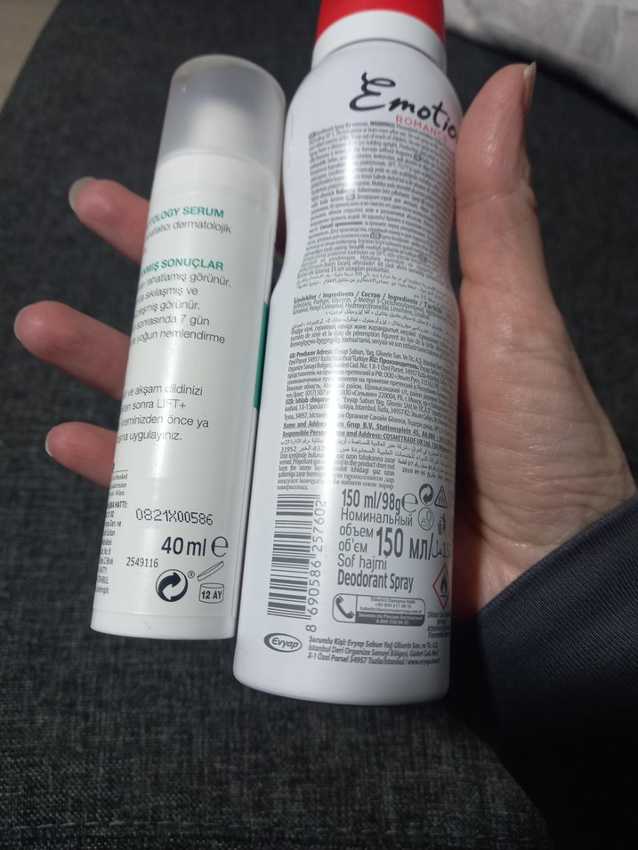 Diadermine Kırışıklık Karşıtı Serum ve Emotion Romance Deodorant - Görsel 2