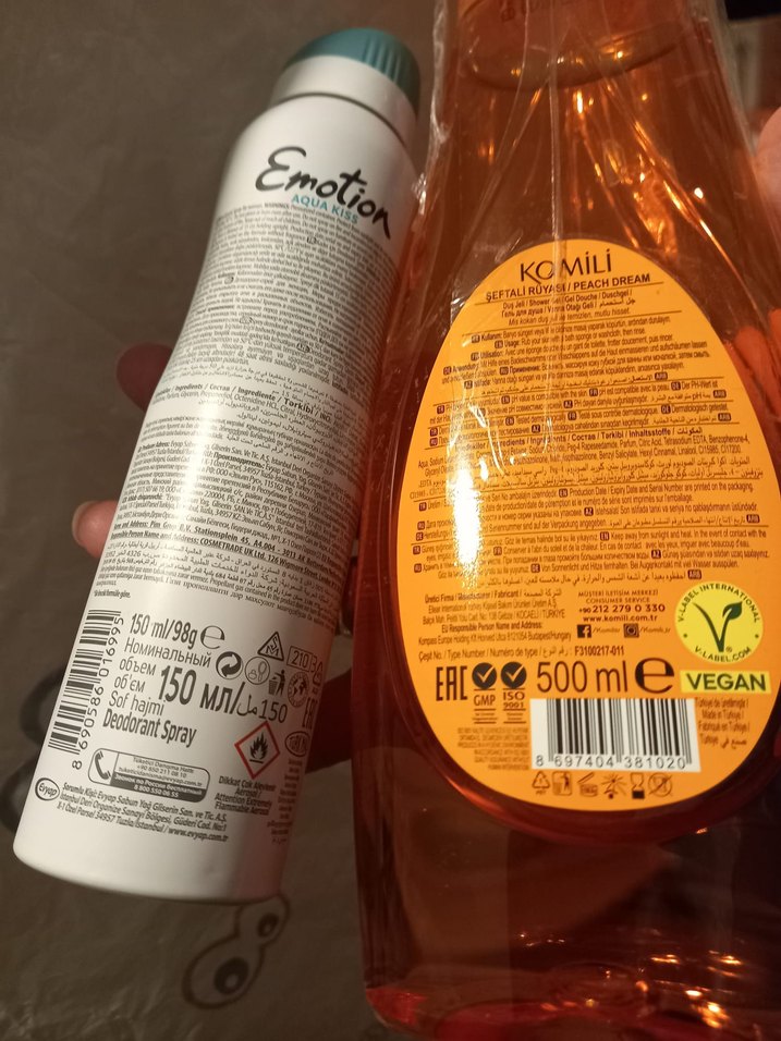 Emotion Aqua Kiss Kadın Deodorant ve Komili Şeftali Duş Jeli set - Görsel 2