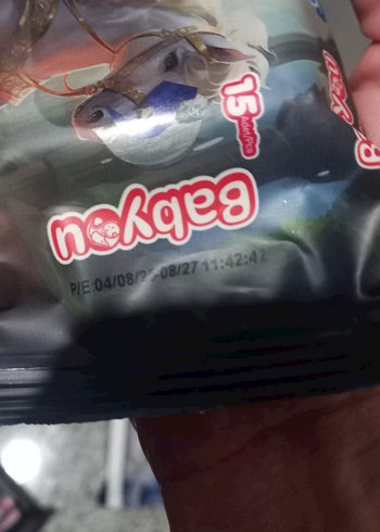 8 paket 15 erli cep boy ıslak mendil Elsa kapak desenli yeni set - Görsel 3