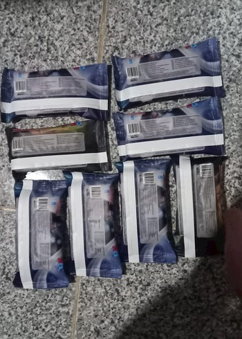 8 paket 15 erli cep boy ıslak mendil Elsa kapak desenli yeni set - Görsel 2
