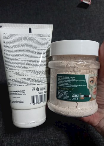 Omorphia Kaolin Kil Maskesi ve Pierre Cardin yüz temizleme jeli - Görsel 3