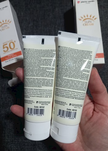 Pierre Cardin SPF 30 ve 50 Güneş Kremi yeni açılmamış ikili - Görsel 5