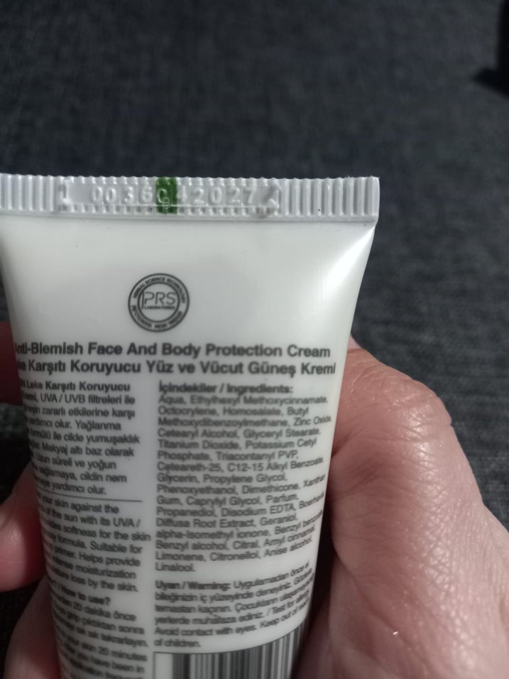 Procsin SPF 50+ Güneş Kremi ve Avon Celebre Vücut Spreyi - Görsel 3