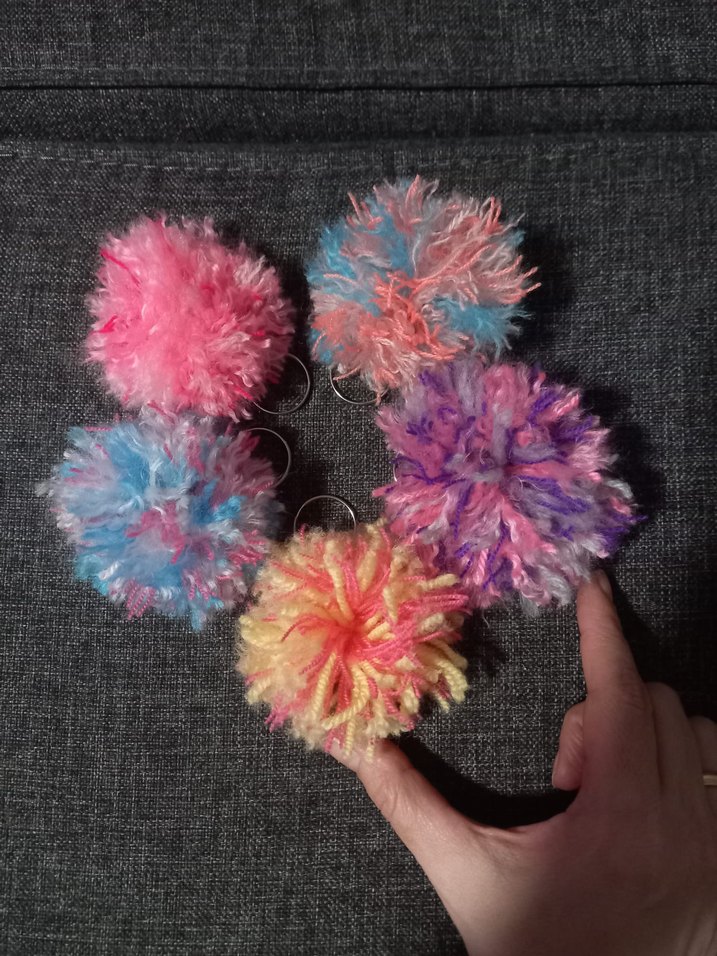 Renkli Püsküllü Bohem Anahtarlık yeni beş adet birlikte - Görsel 2