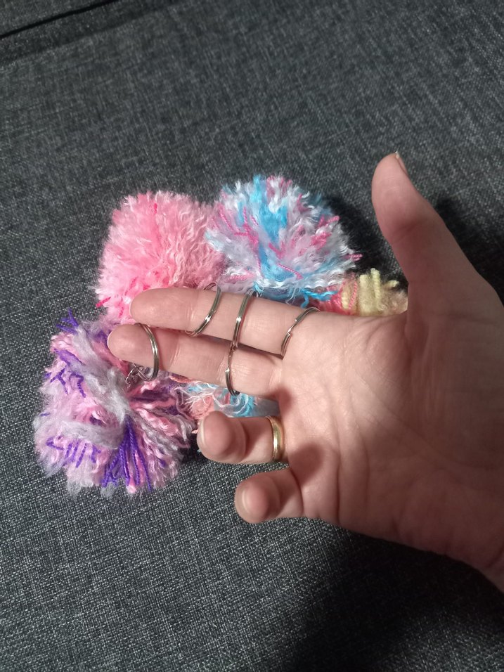 Renkli Püsküllü Bohem Anahtarlık yeni beş adet birlikte - Görsel 5