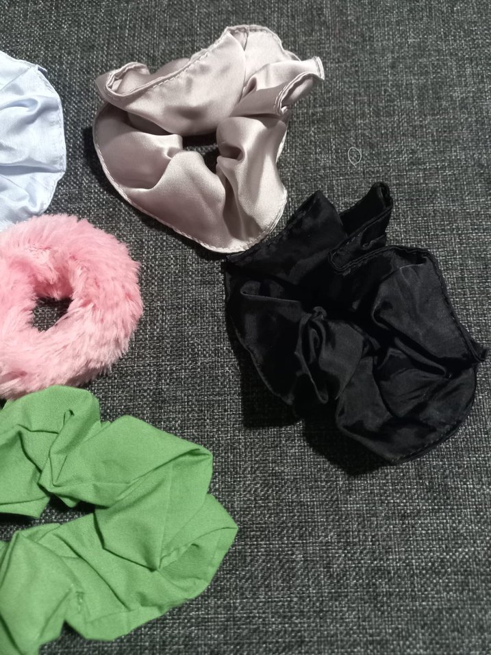 6 lı yeni toka set 3 saten 2 bez kumaş 1 peluş birlikte fiyat - Görsel 2