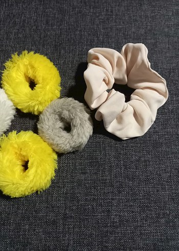6 lı yeni toka seti 4 peluş 1 büyük mandal 1 kumaş toka set - Görsel 2