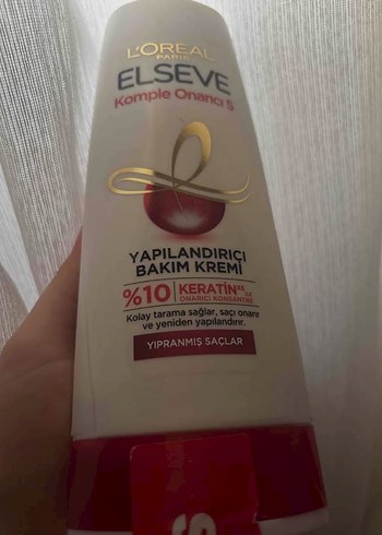 L'Oréal Paris Elseve Komple Onarıcı 5 Saç Bakım Kremi 250 ml L'Oreal
