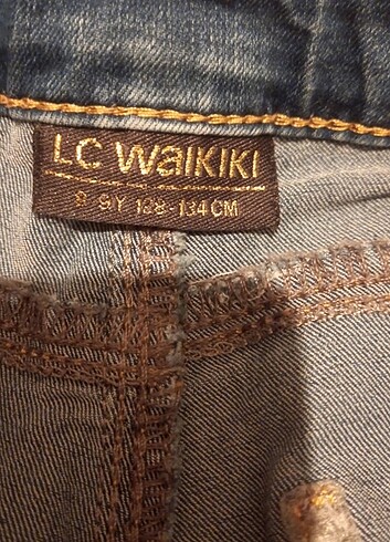 LC Waikiki Lcw 8-9 yaş kot pantolon çiçek nakışlı yeni küçüldü sorunsuz