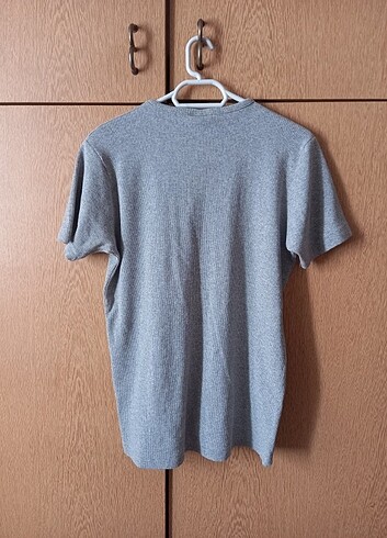 s Beden S beden fitilli tişört sorunsuz, iki kolaltı arası 40 cm, boy 62