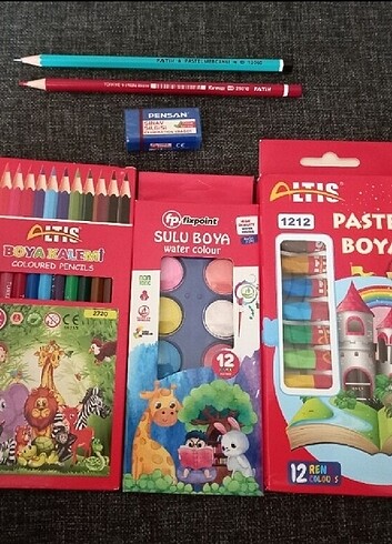 Okul seti yeni kullanılmamış görseldekiler birlikte
