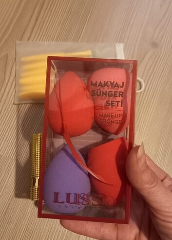 Diğer 12 parça yeni makyaj seti 6 fırça 1 fırça kabı yumuşak 4 sünger