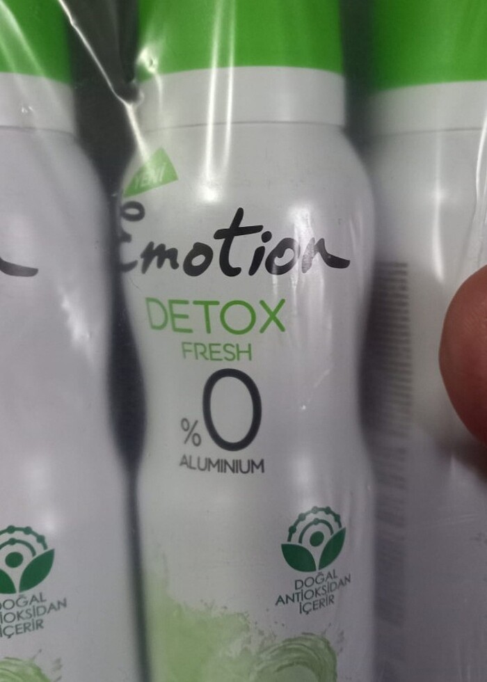 4 adet Emotion deodorant yeni set 150 şer ml - Görsel 2