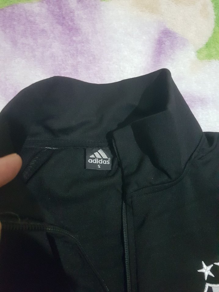 Siyah Fermuarlı Adidas Kadın Sweatshirt - Görsel 3