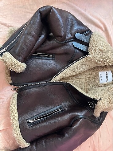 bershka mont
