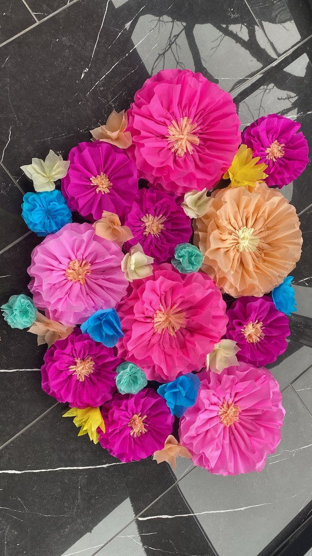 Renkli Parti Süsleri Çiçek Seti - Görsel 3