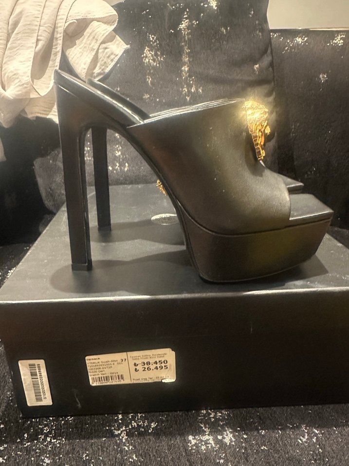 Versace Altın Detaylı Kadın Platform Topuklu - Görsel 4