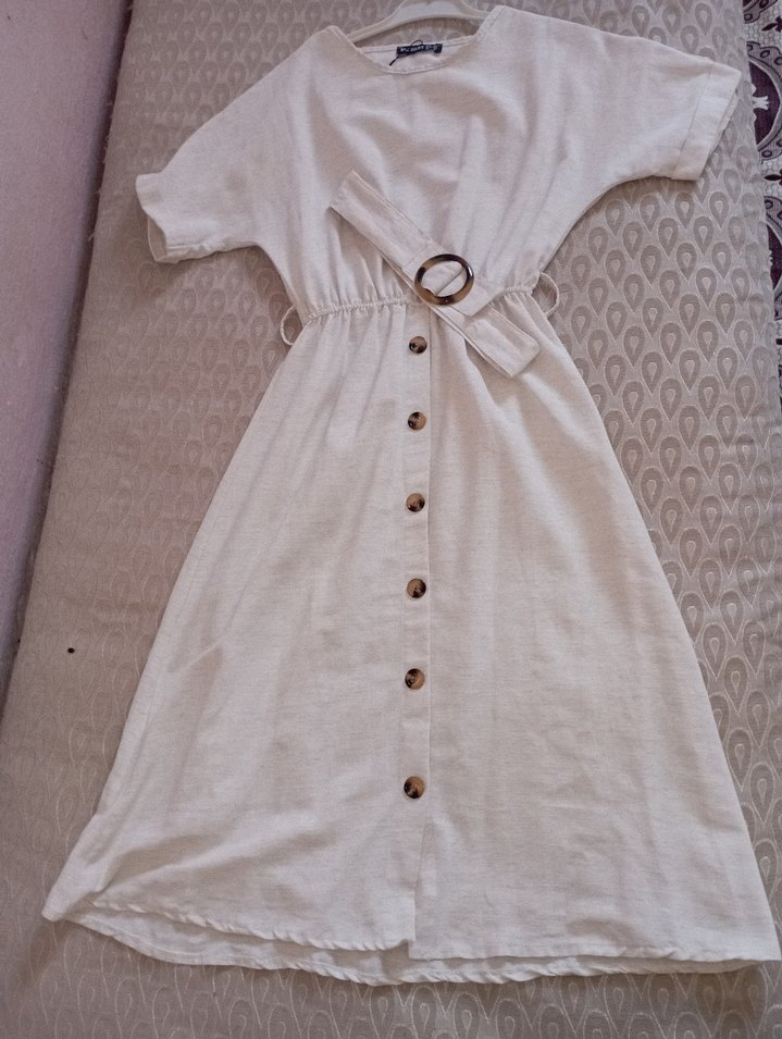 Düğmeli Beyaz Keten Uzun Elbise - Görsel 3