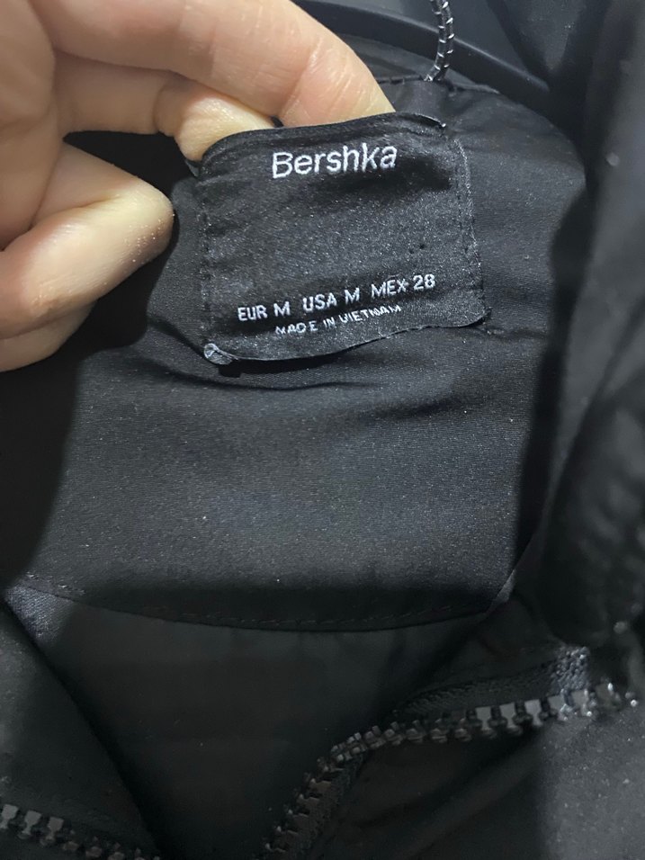 Siyah Kürklü Kadın Kışlık Mont - Görsel 2