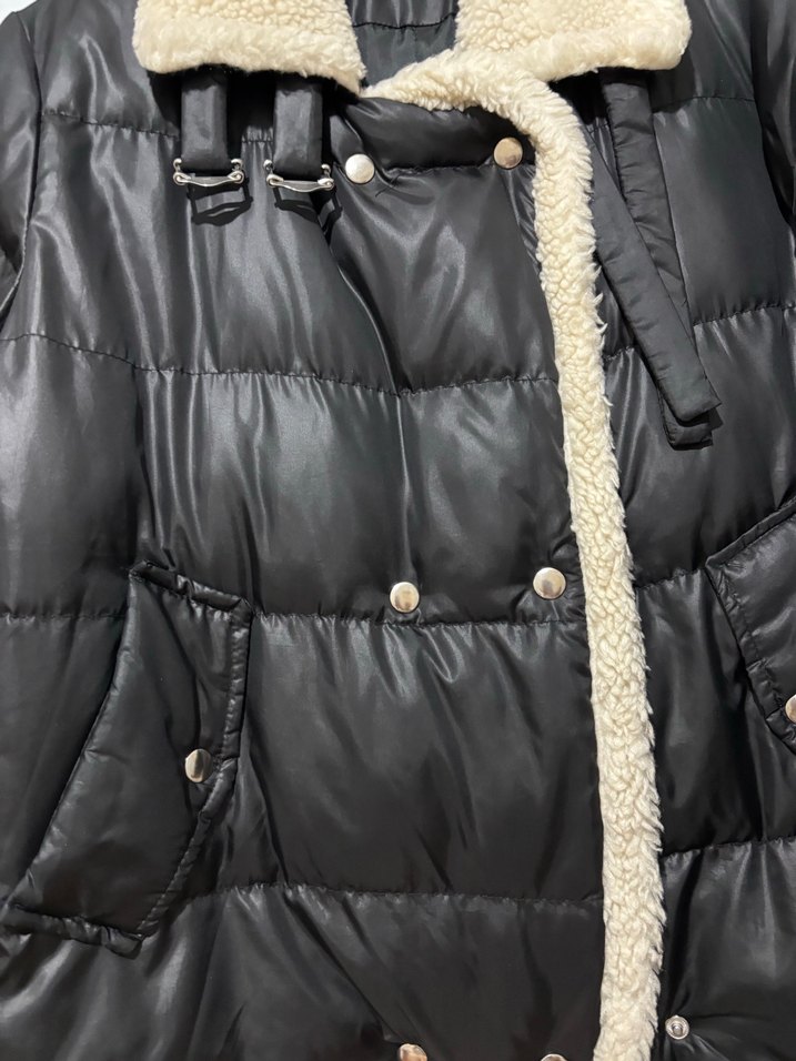 Siyah Mini Kürklü Mont - Görsel 4