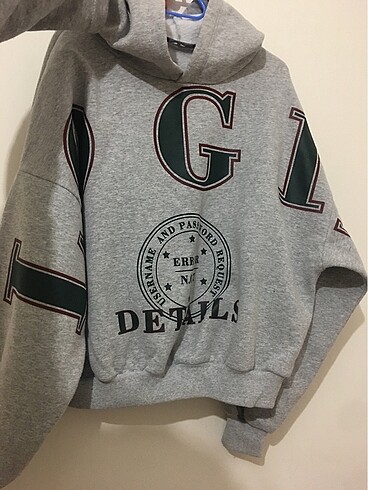 TRENDYOLMİLLA SWEATSHİRT