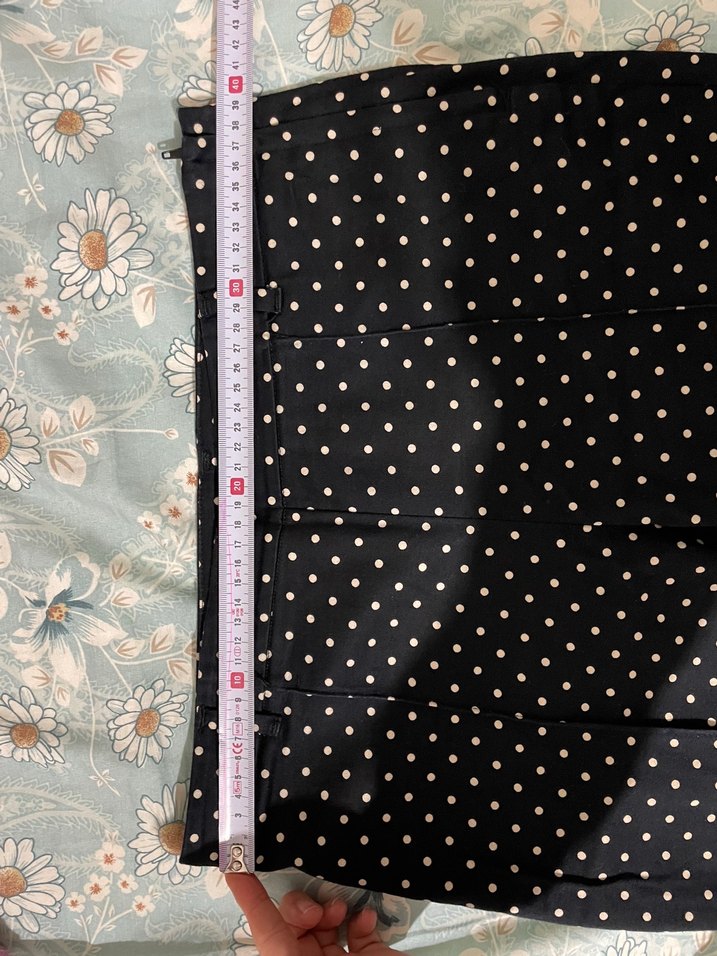 Siyah Puantiyeli Kadın alt - Görsel 5