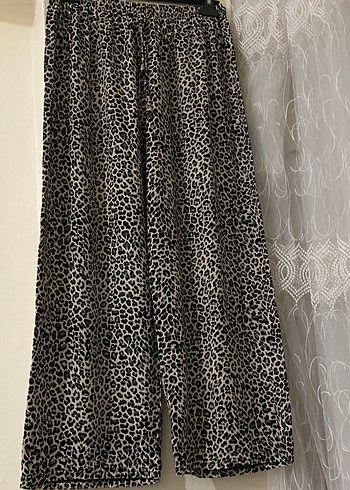 48 Beden Kadın Leopar Desenli yazlık pantolon