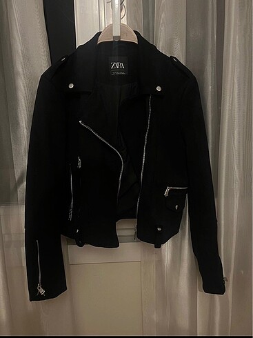 ZARA CEKET