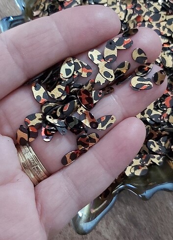 50 gr Leopar gold ve gümüş renk secenegi alım yaparken renk beli