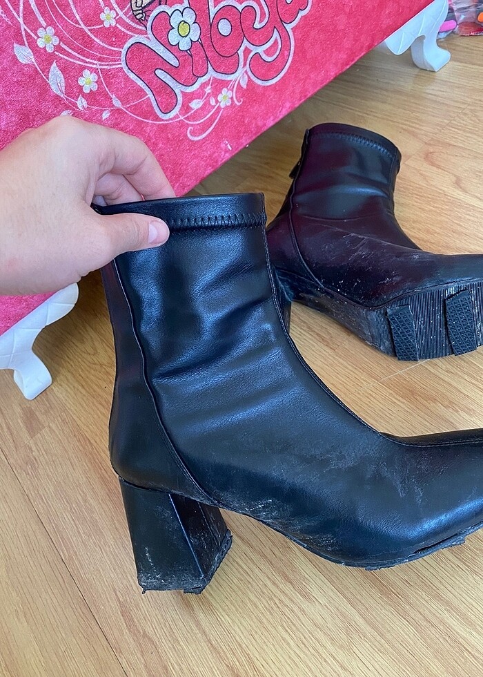 Siyah topuklu bot - Görsel 2