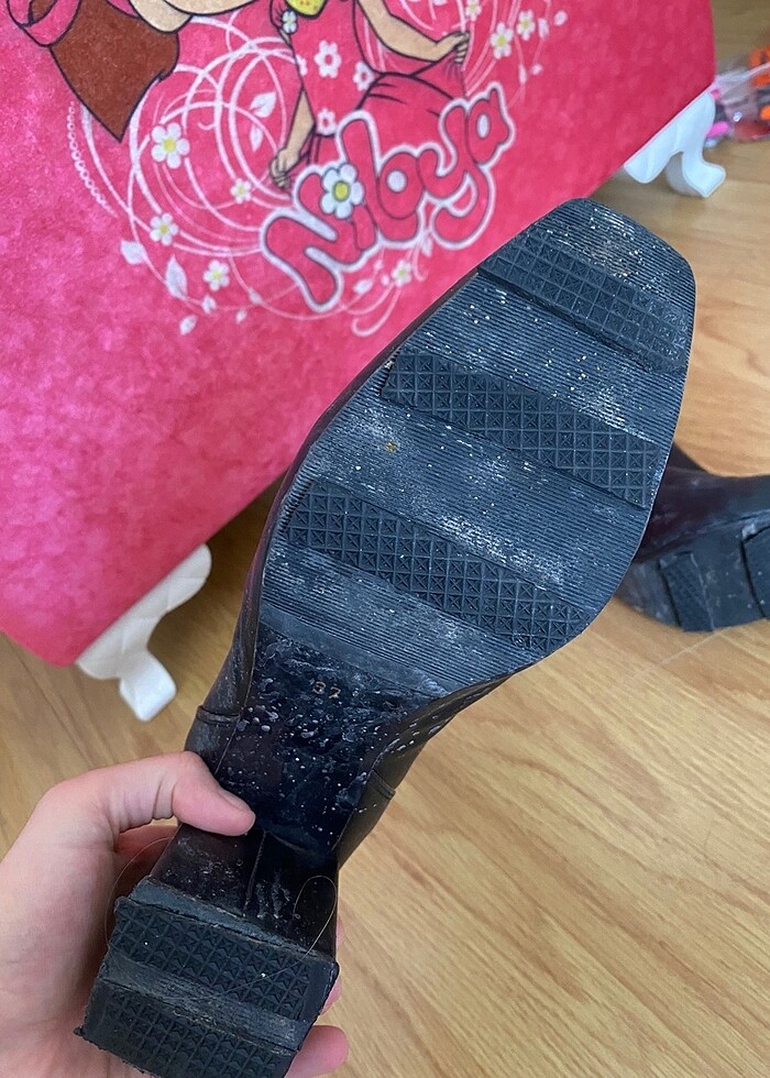 Siyah topuklu bot - Görsel 4