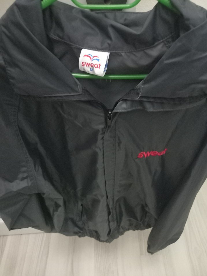 Siyah Kapüşonlu kadin Rüzgarlık Sweat - Görsel 3