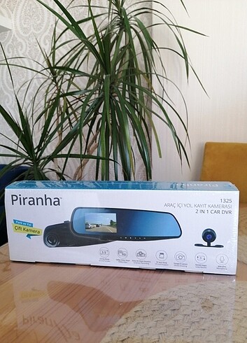 Piranha araç içi yol kayıt kamerası 1325 