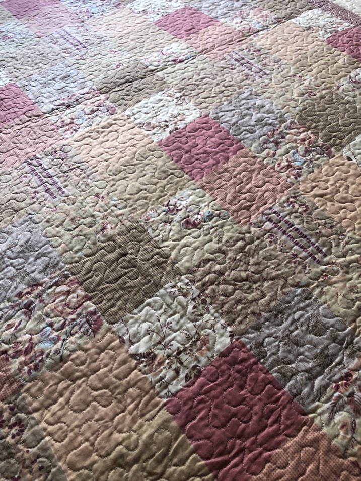 Bej Pastel Renkli Yatak Örtüsü - Görsel 3