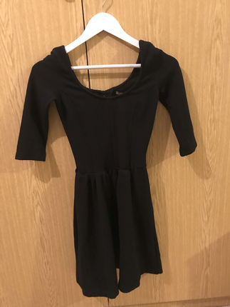 Bershka siyah elbise