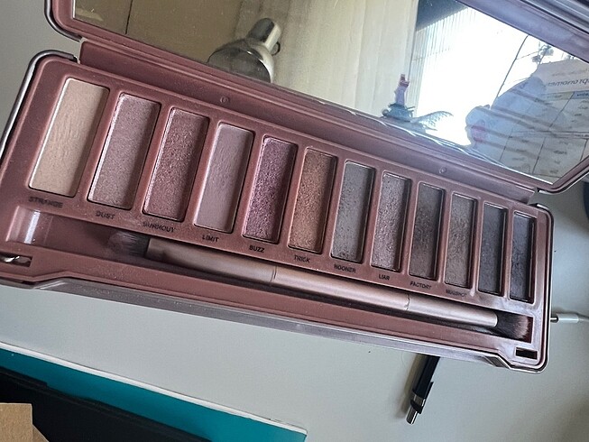 Urban Decay Urban decay naked far paleti