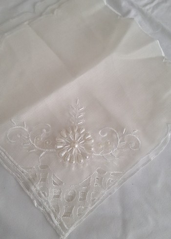 İşlemeli krem ceyiz seti - Görsel 3