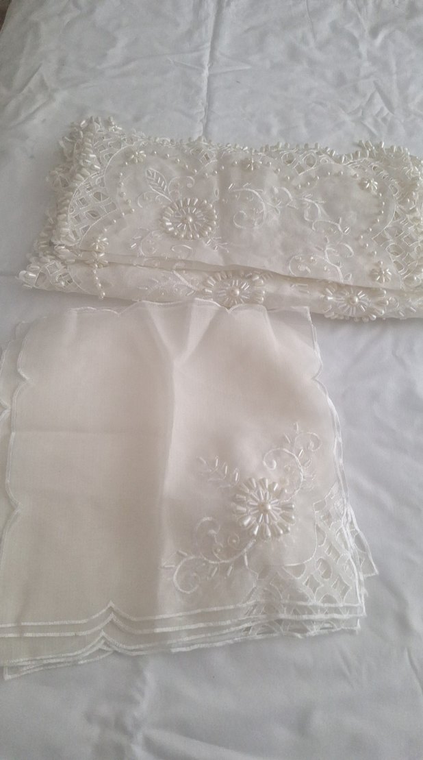 İşlemeli krem ceyiz seti - Görsel 4