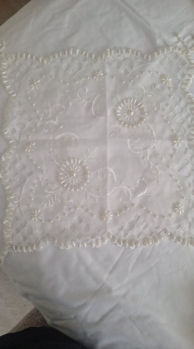 İşlemeli krem ceyiz seti - Görsel 2