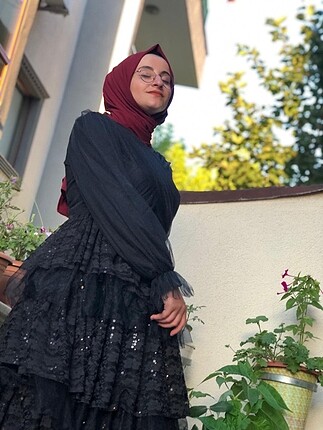 Tüllü elbise
