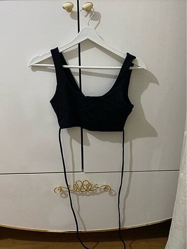 Bershka ipli crop