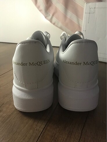 37 Beden alexander mcqueen